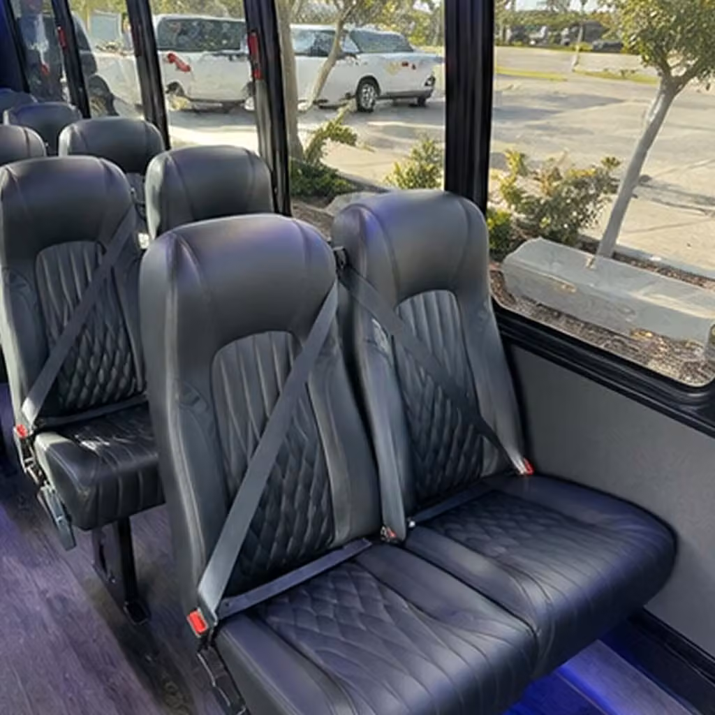 minibus rentals for smaller glendale prom groups